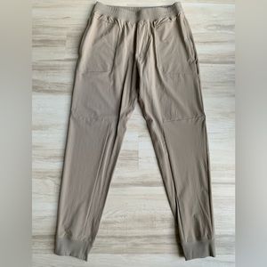 Alo Co-Op joggers